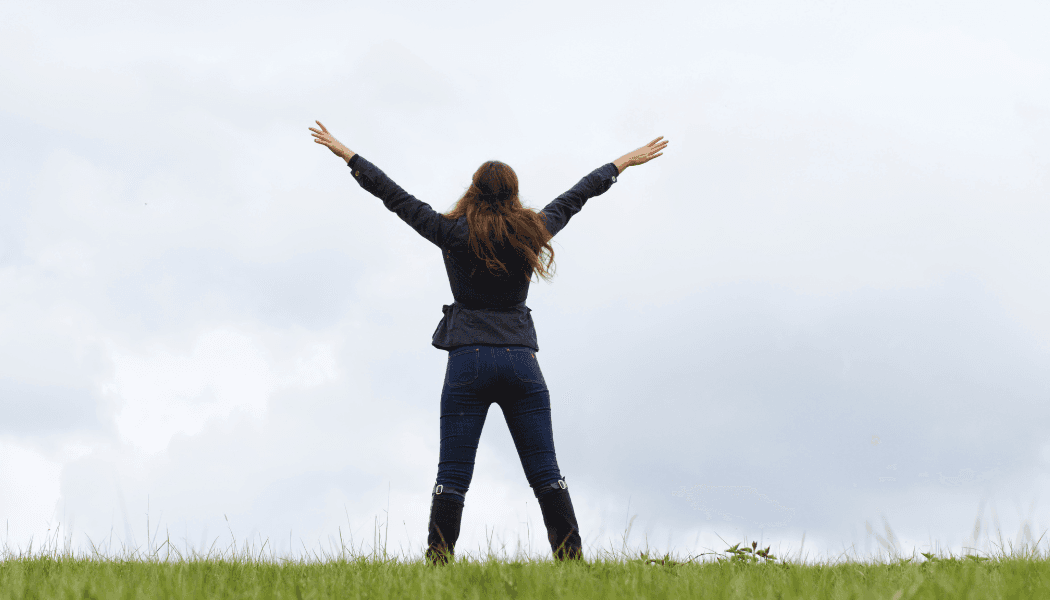 Comment les Huiles Essentielles Peuvent Booster Votre Confiance en Vous